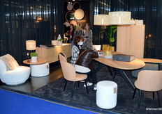 Het Belgische Castle Line stalde een reek nieuwe meubelen uit in Parijs.