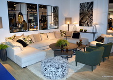 PH Collection werd in 1998 opgericht door Babette Mourlon Beernaert en haar kinderen Gwendoline en Valéry. Het gehele assortiment is voor 100% in Europa geproduceerd.