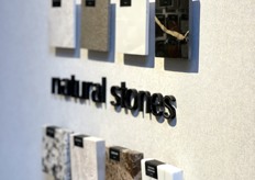 Een deel van de ceramics en natural stones stalen.