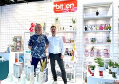 Links Alastar en Jos van Bitten Design.