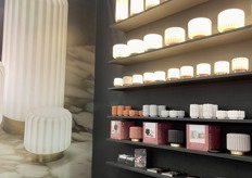 De Dentelles lampen van Atelier Pierre werden ontwikkeld vanuit een intens verlangen om weer samen te komen met vrienden & familie.