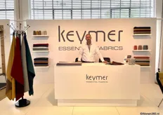 Danny Borsje van Keymer was na de vorige editie zo enthousiast dat hij weer present was op de beurs met een nieuwe collectie meubelstoffen.