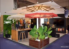 Tuuci toonde enkele innovatieve, stijlvolle en functionele parasols.