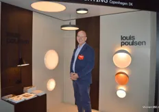Jörg Lamers vertegenwoordigde de stand van het Deense merk Louis Poulsen.