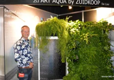 Zuidkoop introduceerde hun ‘watervalmuur’ gecombineerd met een groene muur vol planten. Dit concept werd toegelicht door Dennis Zuidgeest.
