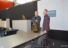 Rene (L) en Paul vertegenwoordigden de stand van Louter Design en Danca. 