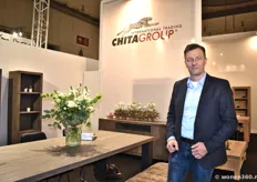 Raymond Slotboom van de Chita Group, dat vooral met massief eiken werkt. In Roemenië heeft het bedrijf een fabriek staan.