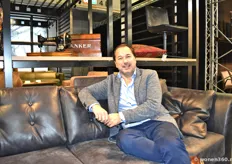 Directeur Jeffrey Koster van meubelindustrie Het Anker, dat handelt in zitmeubelen (banken en stoelen)
