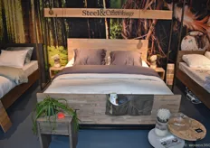 Steel & Stockings creëert eigenwijze concepten op het gebied van wonen en slapen. Alle handmade.