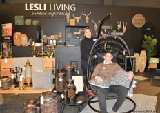 Renata en Stan voor de stand van groothandel en importeur Lesli Living.