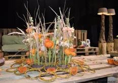 Prachtige bloemstukken gemaakt door Agora voor Smithers-Oasis; fabrikant en uitvinder van de oase-steekschuim.