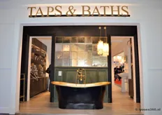 Een blik in de stand van Taps & Bath, dat landelijke badkamers, keukens en toiletten levert.