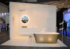 Een blik op de showroom van XonYX