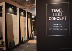 Een blik op de stand van Tegel Concept, gespecialiseerd in keramische materialen.