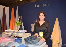 Angelique Bongaerts van Lantara uit Laren stond er met allerlei accessoires.