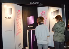 Alinel levert aluminium gevelbekleding met geïntegreerd LED verlichting.