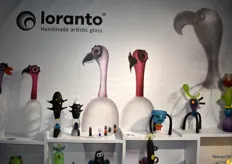 Loranti is een groothandel voor glaskunst. Handgemaakt en mondgeblazen glasobjecten zoals vazen, schalen en beelden van uiteenlopende glasontwerpers.