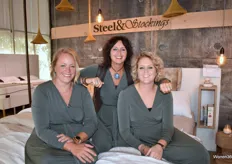 Lianne Smits, Trea van Wamel en haar dochter Zowi van Zoelen van Steel&Stockings, dat staat voor eigenwijze concepten op het gebied van wonen en slapen.