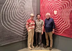 Henny Remeijer, ontwerper Joca van der Horst en Geert Eikelboom bij de nieuwe collectie van Carpet Creations.