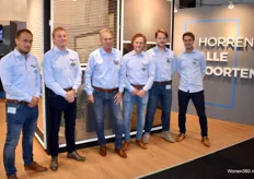 Het team van Keje Horren, met van links naar rechts Stefan Wermers, Gerardo de Jong, Pim Veer, Tim Caske, Will van der Zande en Kevin Dolman. KeJe heeft zich in 10 jaar tijd ontwikkeld tot een van de grootste maatwerk productiebedrijven van horproducten in Nederland.