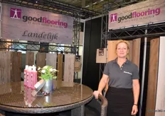 Sonja van Alphen van Goodflooring, en groothandel in allerlei vloeren.