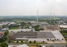 Een luchtfoto van Meubelfabriek Theuns in Essen.