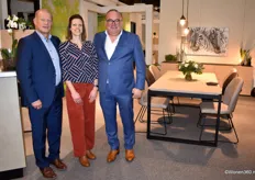Theo Theuns met dochter Elke en salesmanager Philip Thuys. Op de beurs werd voor het eerst de nieuwste collectie van designmerk Thothem geshowd.