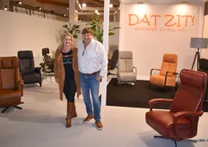 Rob en Corrie Réparon van Dat Zit! "We hebben een hele serie nieuwe klanten erbij gekregen. Nederlands fabrikaat wordt gewaardeerd." 