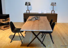 Het Belgische bedrijf Michel Denolf staat voor hoge kwaliteit en tijdloze meubelen. In de nieuwe collectie staat marmer en brons centraal.