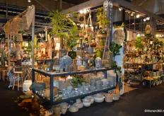 Er was veel te zien op de stand van Wiljan. Al meer dan 35 jaar is groothandel in bloemisterij-, woon- en decoratieartikelen actief.