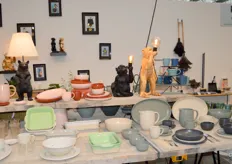 In de stand van Kitchentrend vind je alles voor de gedekte tafel, van servies tot bijzondere dierenlampen.