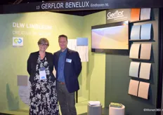 Yannick Florin en Steve Ghysbrecht van Gerflor Benelux, dat de collectie DLW Linoleum volledig heeft vernieuwd.