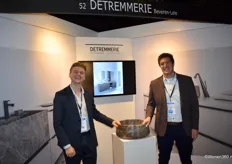 Gaultier Ducatteeuw en Arthur Delaere van Detremmerie, dat staat voor badkamermeubelen van Belgische kwaliteit. Ook hier doen ronde vormen steeds meer hun intrede.