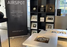 Airspot wil af van de minder mooie ventilatie systemen. Het bedrijf biedt de innoverende, esthetische combinatie van luchtverversing en verlichting. 
