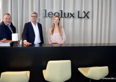 Anne Hendriks is de nieuwe accountmanager van Leolux LX (Johan Venekamp is Sales Manager Nederland, René Nieuwendijk is international commercial director). We werken op deze projectbeurs samen met interieurontwerpster Roelfien Vos. We hebben namelijk meubelen aangeleverd voor haar stand. We zijn heel blij met deze samenwerking.