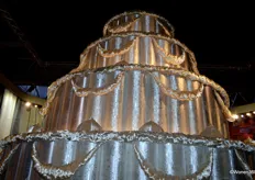 Dit jaar viert LcD Textile edition haar 30-jarige bestaan en dat wordt gevierd met een gigantische taart.