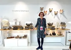 Hilde Segers voor haar eigen gecreëerde collectie Circaterra Ceramique.